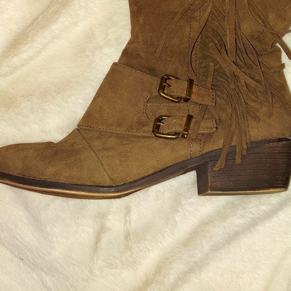 Fringe tan boots - Picture 6 of 6